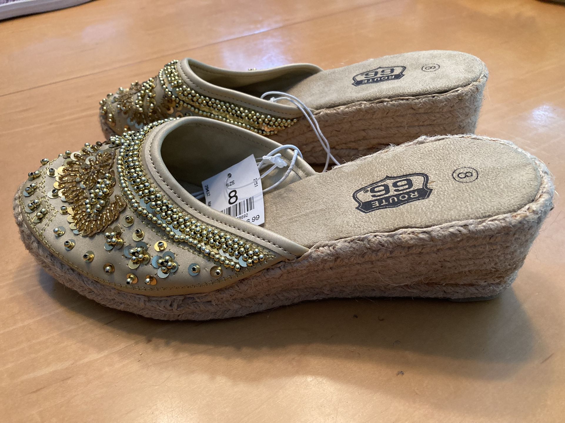 Ladies Casual shoes 