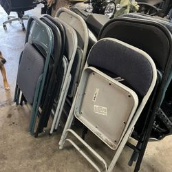 8 Folding Chairs