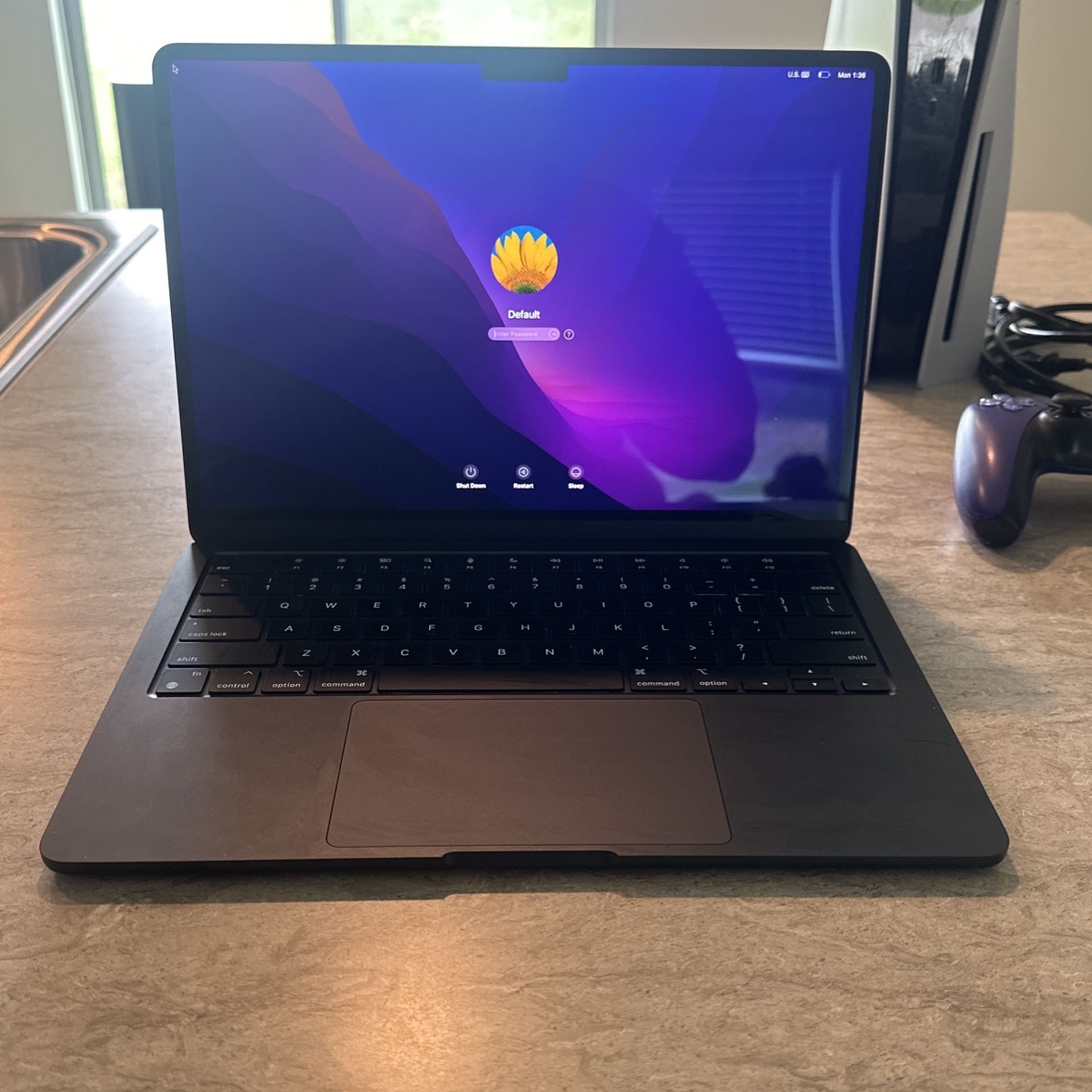 M2 Chip Moonlight Macbook