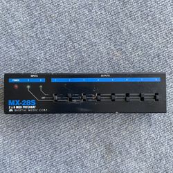 Digital Music Corp 2X8 Midi Patchbay MX-28S w AC Adaptor Works