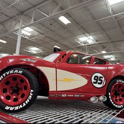 Kids Lightning McQueen Ride-On Car