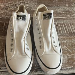 Men’s Size 8 Or Women’s 10 Converse Shoes