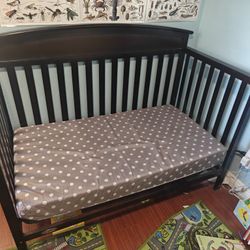 Crib With Mattress 