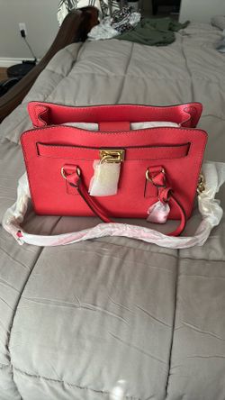 Michael Khors Purse. New With Tags 