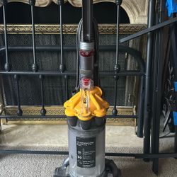 Dyson Vacuum 