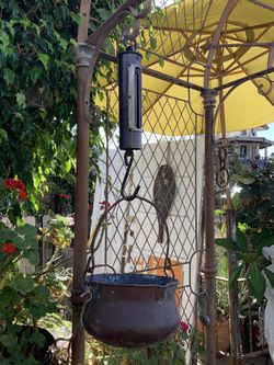 Beautiful Vintage Hanging Scale