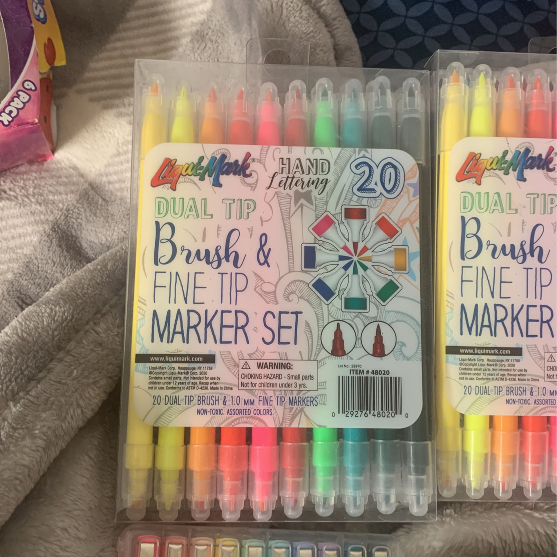 20 Pack Dual Tip Brush & Fine Tip Marker Set