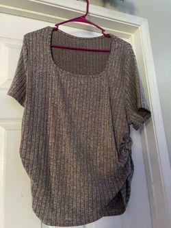 Size 3X Grey Scrunch Top