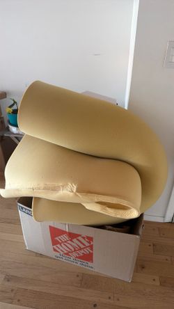 FREE Queen size matress topper!