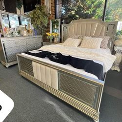 CHEVANNA PLATINUM BEDROOM SETS Queen or King Beds Dressers Nightstands Mirrors Chests Options Finance and Delivery Available 