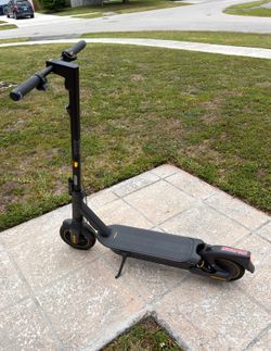 Electric scooter