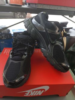 Nike Men's V5 RNR