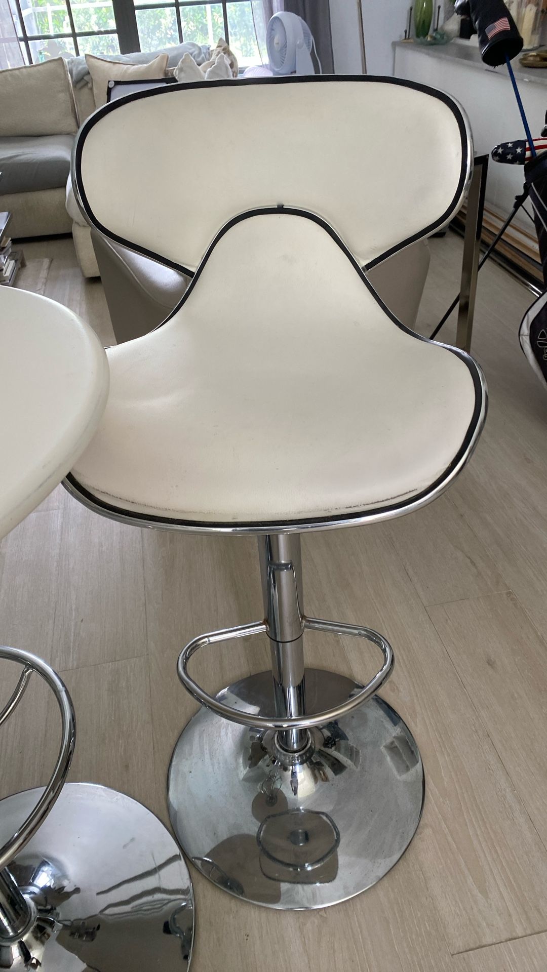 MODERN BISTRO SET