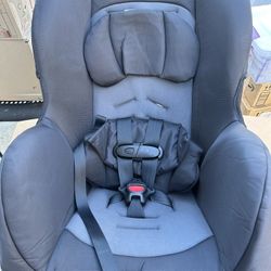 Evenflo Convertible Car Seat