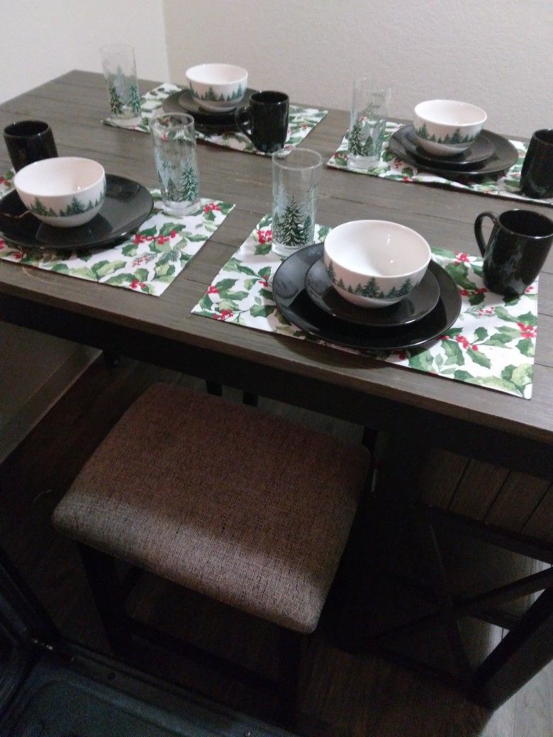 Kitchen Table W Chairs