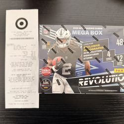 REVOLUTION NFL Trading Cards 