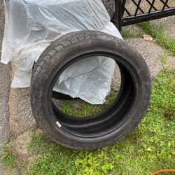 Dunlop Sport 245/45r18