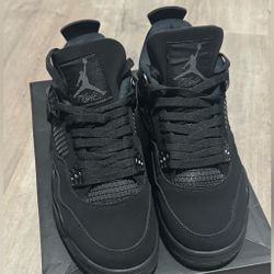 Jordan 4 Black 