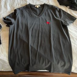 Burberry V Neck 