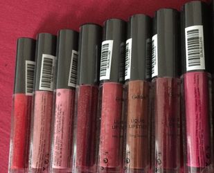 Matt lipsticks