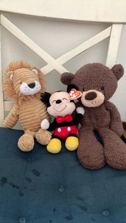 Free stuffies lion bear Mickey