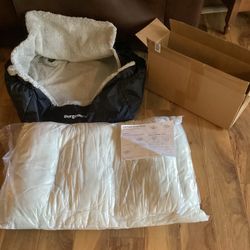 BurgeonNest Dog Car Seat for Small Dogs,...Size: Small Color: Black BRAND NEW got wrong size , paid $40.00 selling for $30.00