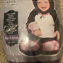 Costume