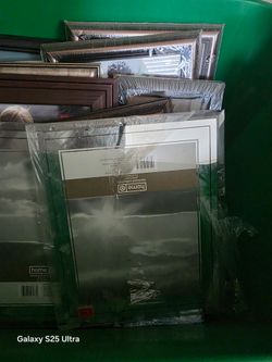 Lot of Assorted Picture Frames