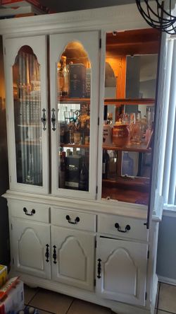 Hutch Cabinet