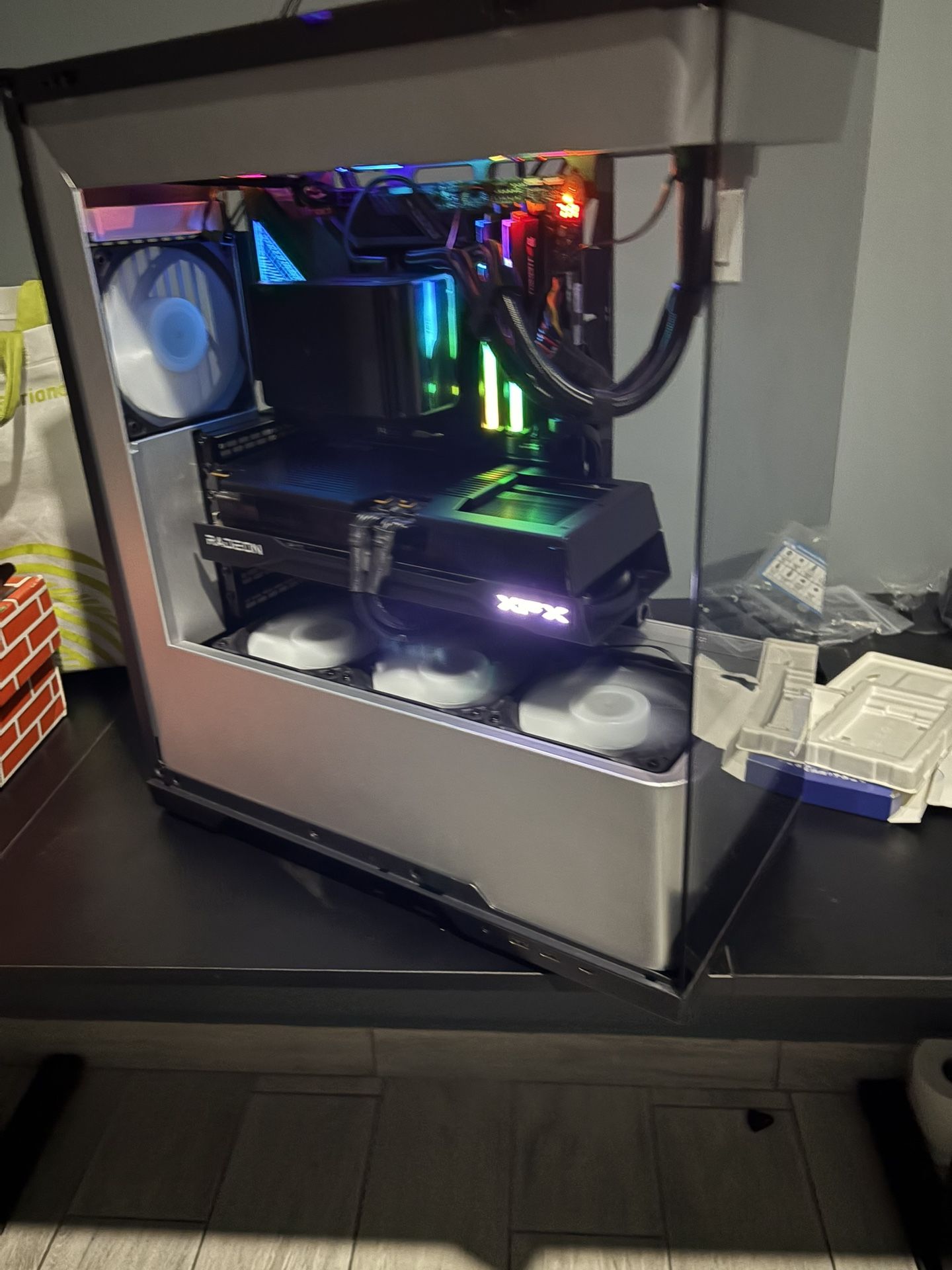 Pc gamer Intel I7 14700k Rx9070xt