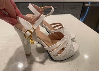 Women’s Size 5 (35) High Heels - White And Silver