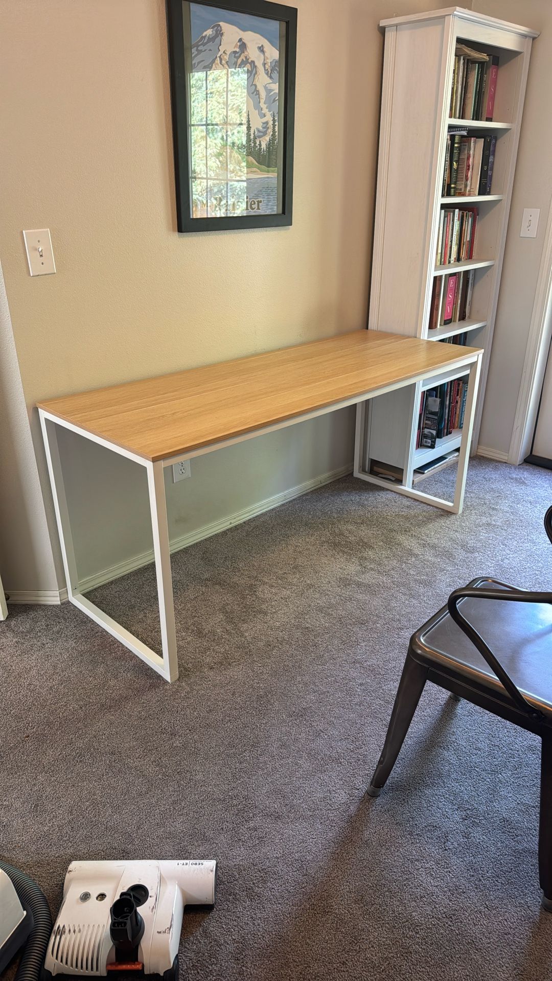 Great Condition Desk