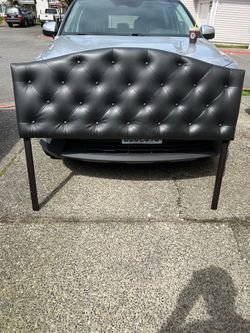 Black upholstered headboard (queen bed)