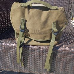 1961 army backpack