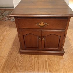 Beautiful Wooden End Table Cabinet 