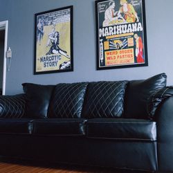 Black Diamond Tufted Couch