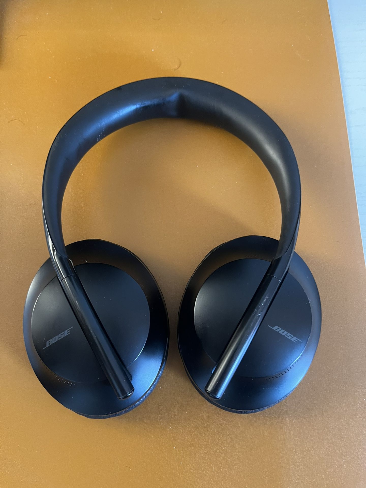 Bose Noise Cancelling Over-Ear Bluetooth Wireless Headphones 700