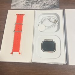 Apple Watch Ultra 2 Titanium Case 49MM