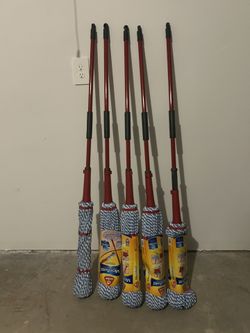 Mops