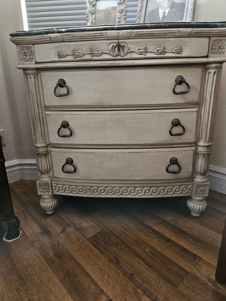 LAURA ASHLEY Dresser.