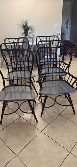 6 Chairs Cast Iron And Wood