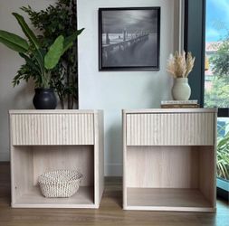 Modern Fluted Light Oak Nightstands (Set of 2)