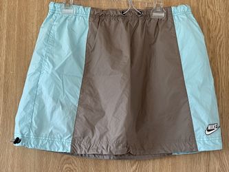 Nike Women’s Out Door Skirt