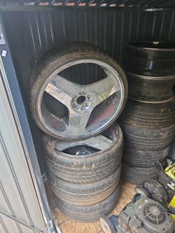22in Rims And Tires