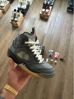 NIKE OFF WHITE JORDAN RETRO 5 CT8480-001 MUSLIN SIZE 7 VIRGIL ABLOH BLACK GREY