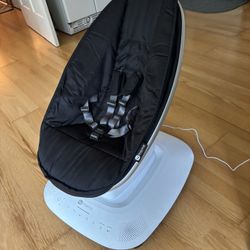 4Moms Mamaroo Baby Swing 
