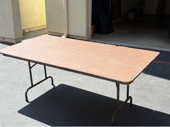 Table for free 6 feet by 3 feet
