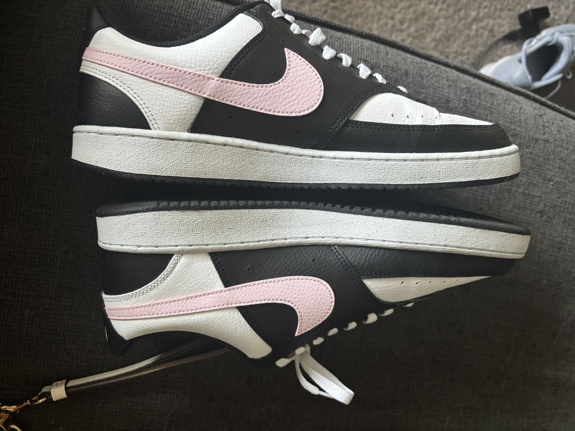 Nike Women’s 12 Court Vision