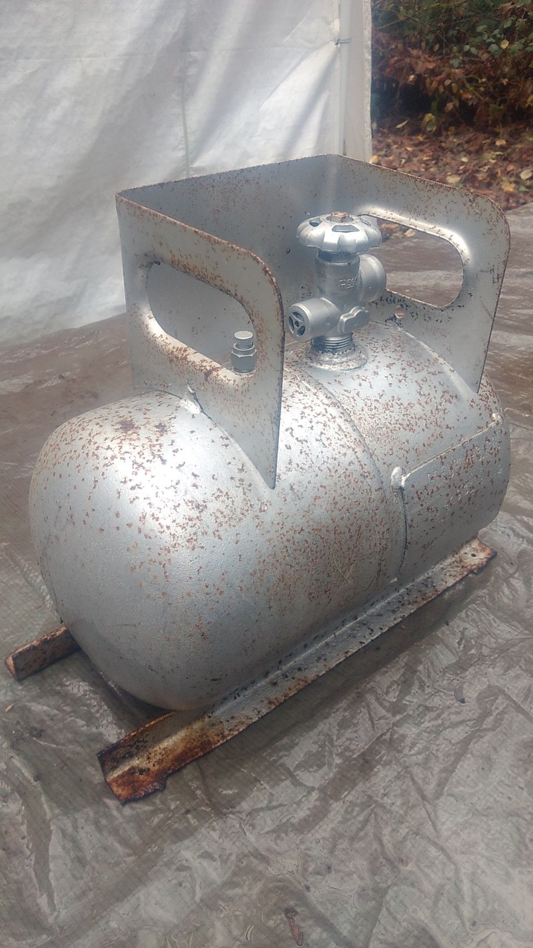 2.5 gallon propane tank for Sale in Auburn, WA - OfferUp