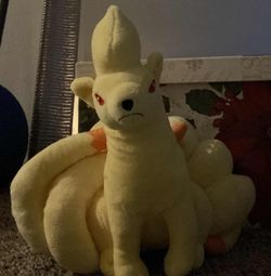Pokemon Ninetales Plush